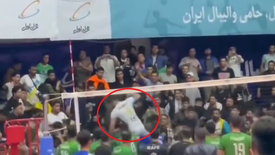Mohammadrez Hazratpour zaatakował kibiców rywala
