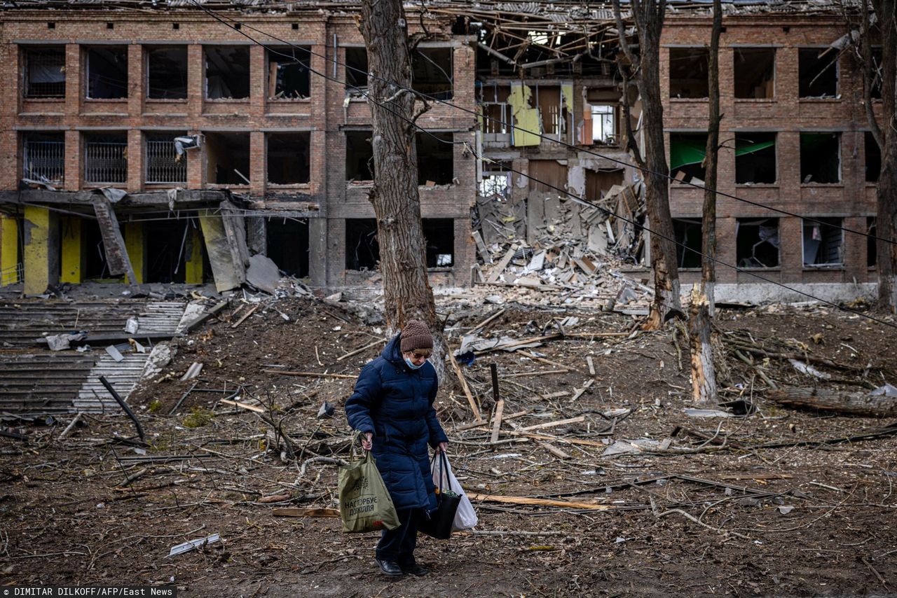 Ofiary po ostrzale rakietowym na Ukrainie. "Brak mi słów"