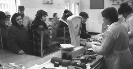 Życie za komuny. Sprawdź, czy mógłbyś cofnąć się w czasie