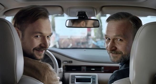 mBank z planami o studiach córki reklamuje „konto, które samo oszczędza” (wideo)