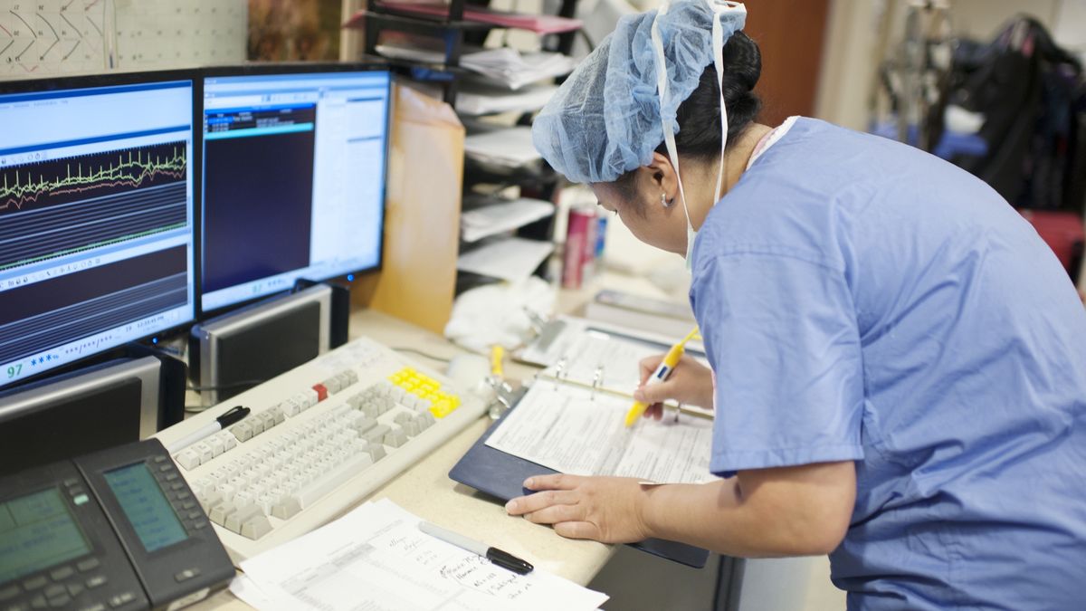 Nurse prepares surgical paperwork
planning, nurse, wellness, medical, organization
Reza Estakhrian