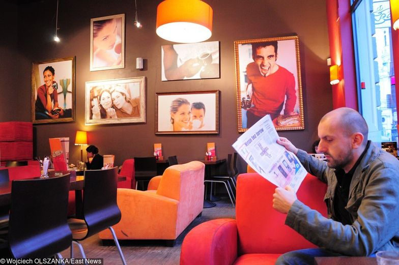 Pieniądze wypłacane bezwarunkowo? Eksperymenty w róznych krajach trwają