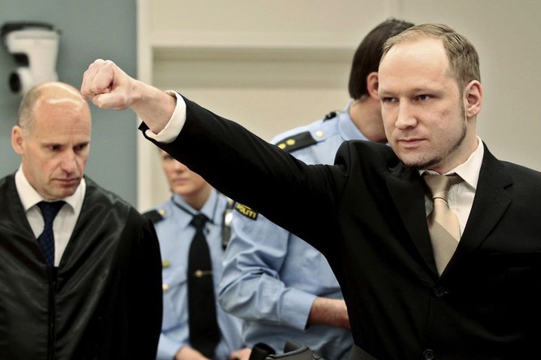 Breivik szykuje mowę. Napisał dwie