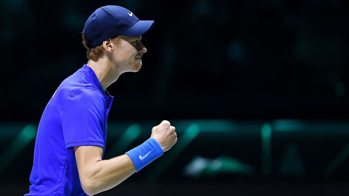 PAP/EPA / ALESSANDRO DI MARCO / Na zdjęciu: Jannik Sinner