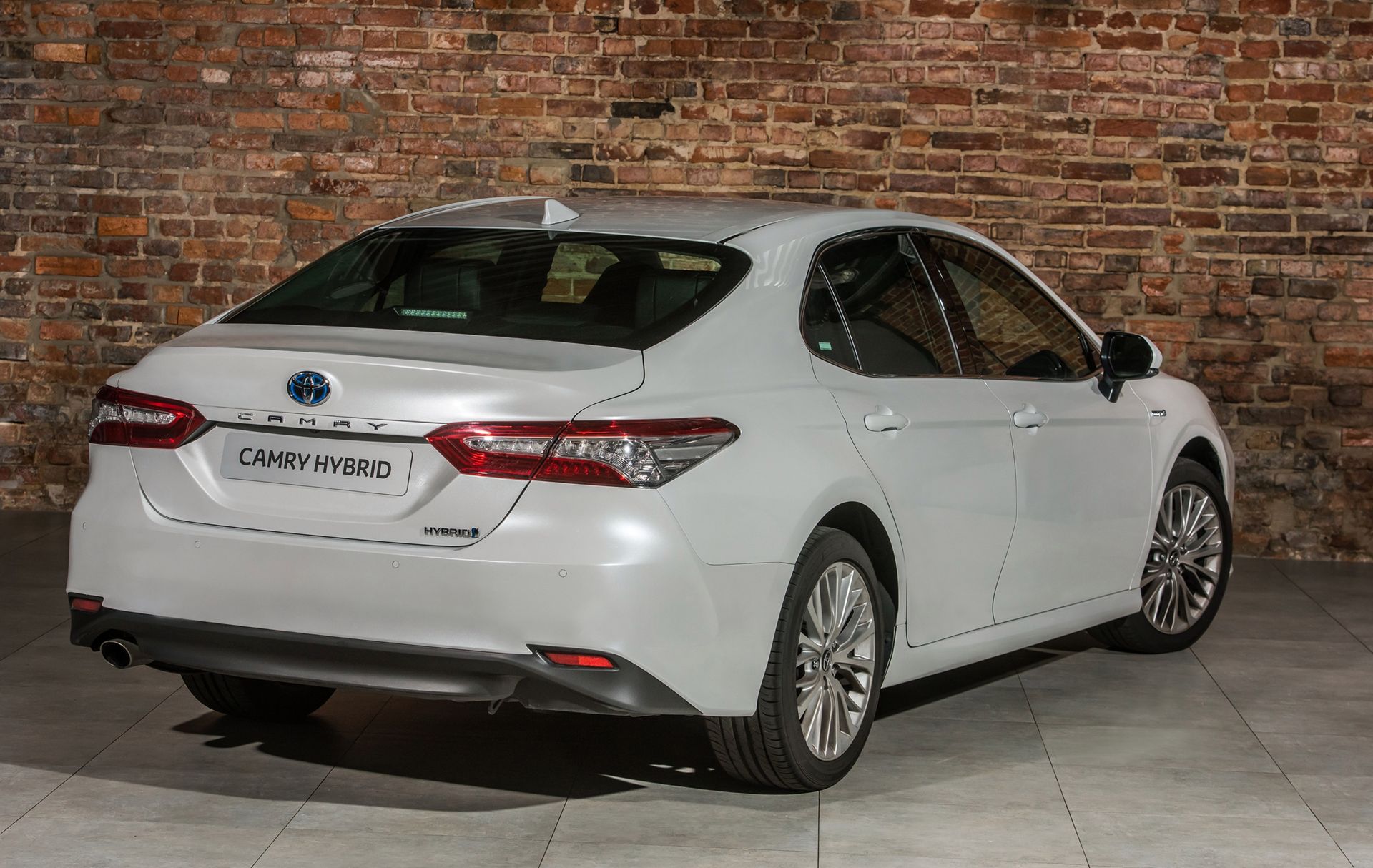 Toyota Camry (2019)