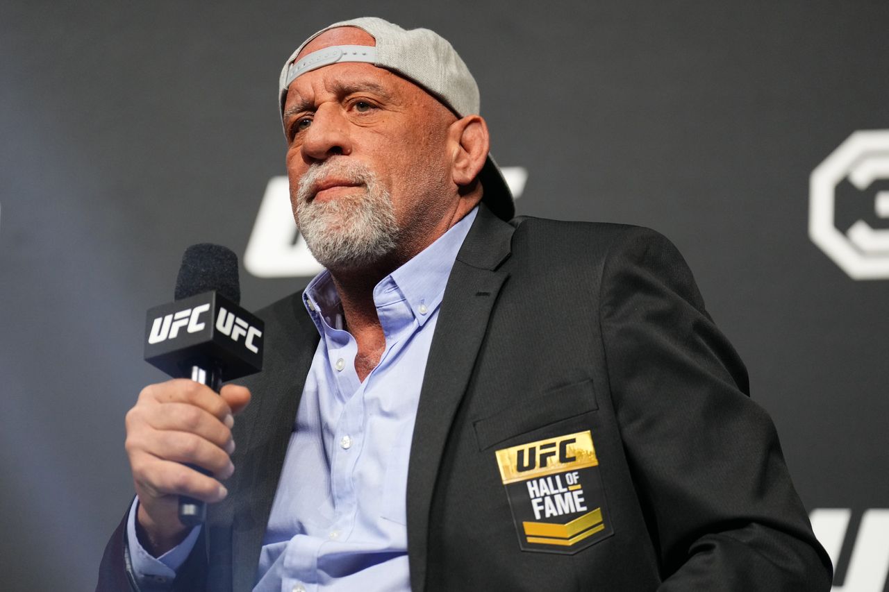 UFC legend Mark Coleman to present BMF belt at UFC 300 after heroically saving family from fire