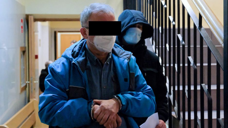  redaktor naczelny "Super Expressu" Mariusz Z. w siedzibie S�du Rejonowego w Warszawie,