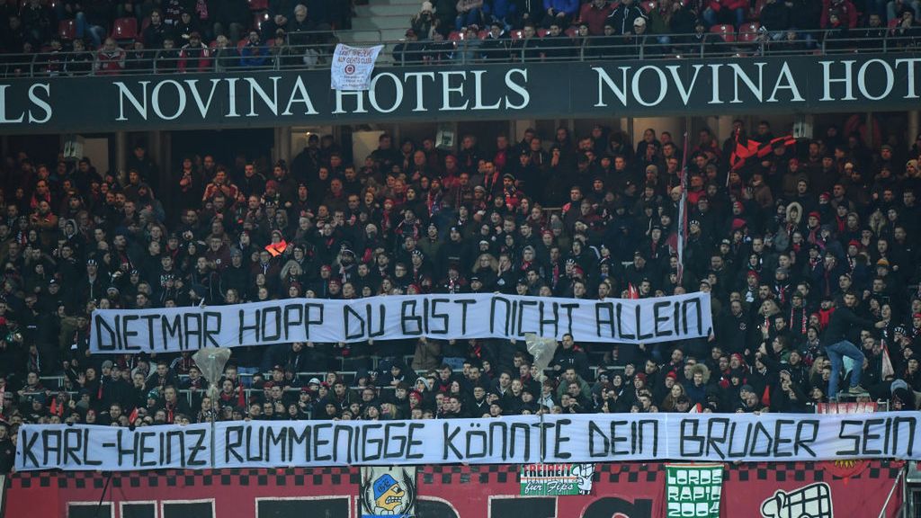 Getty Images /  Sebastian Widmann/Bongarts / Na zdjęciu: kibice FC Nuernberg