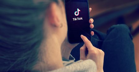 TikTok na celowniku – rozpoczęto dochodzenie, czy jest szkodliwy dla dzieci
