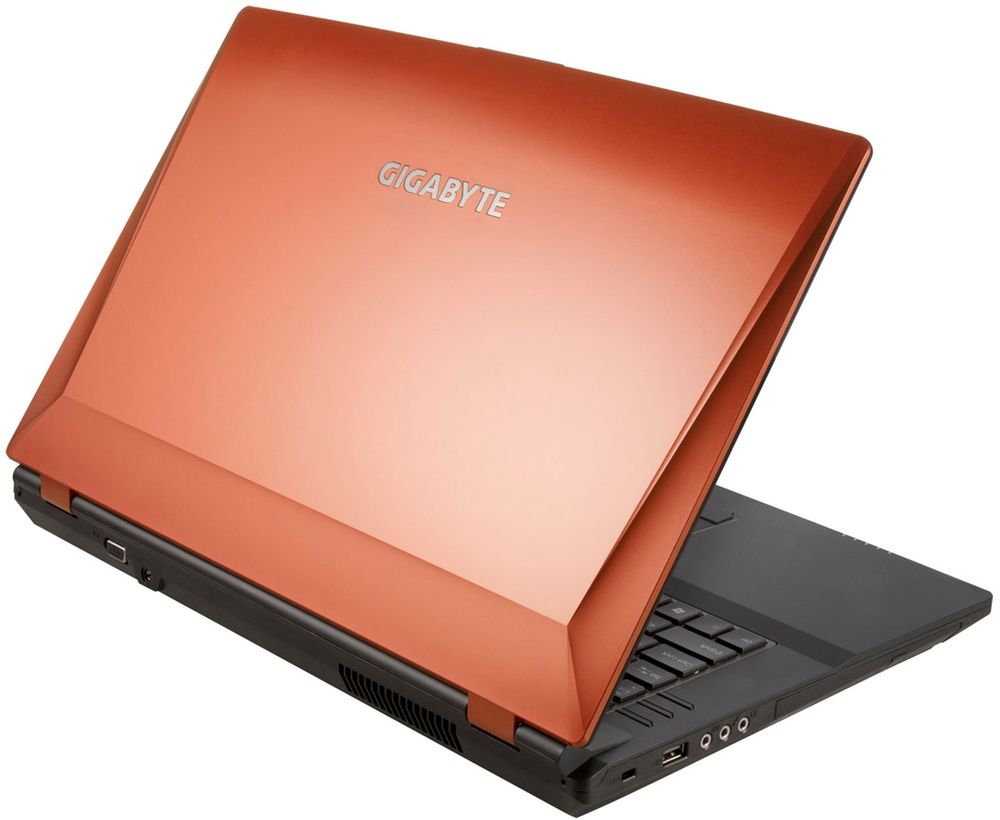 Gigabyte P2542G i P2742G - dla mobilnych graczy i domatorów 2