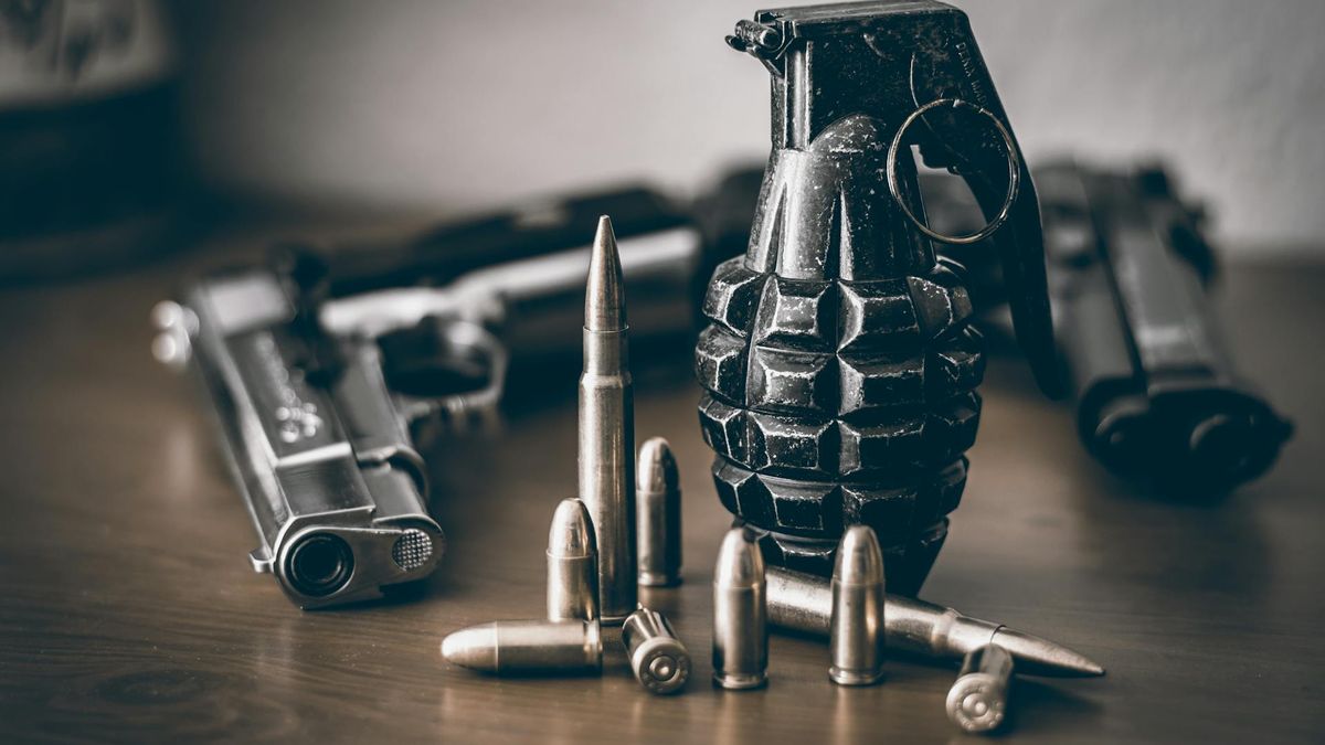 W obozach wojskowych w Rosji dzieci uczą się rzucać granatami [zdj. ilustracyjne] 