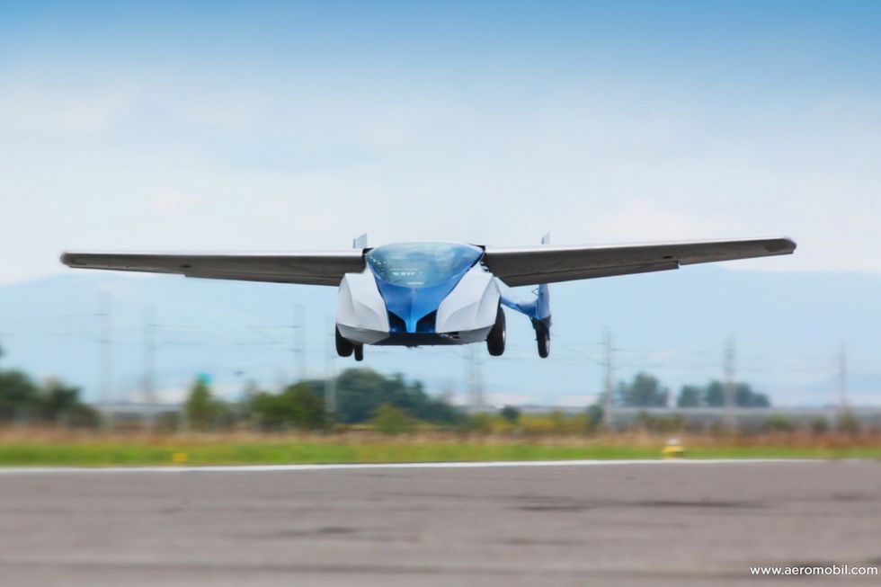 Latający samochód AeroMobil 3.0. Zachwycający projekt, który nie przyniesie żadnej rewolucji 3