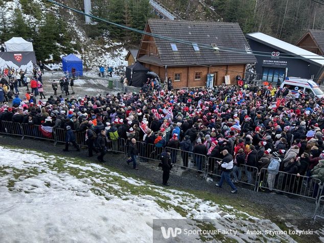 Kibice na skoczni w Wiśle podczas sobotniego konkursu