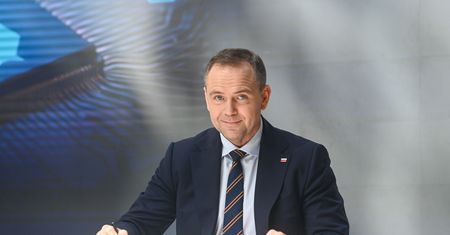 Niemcy o wecie Nawrockiego ws. Ukraińców. "Prowadzi wojnę z rządem"
