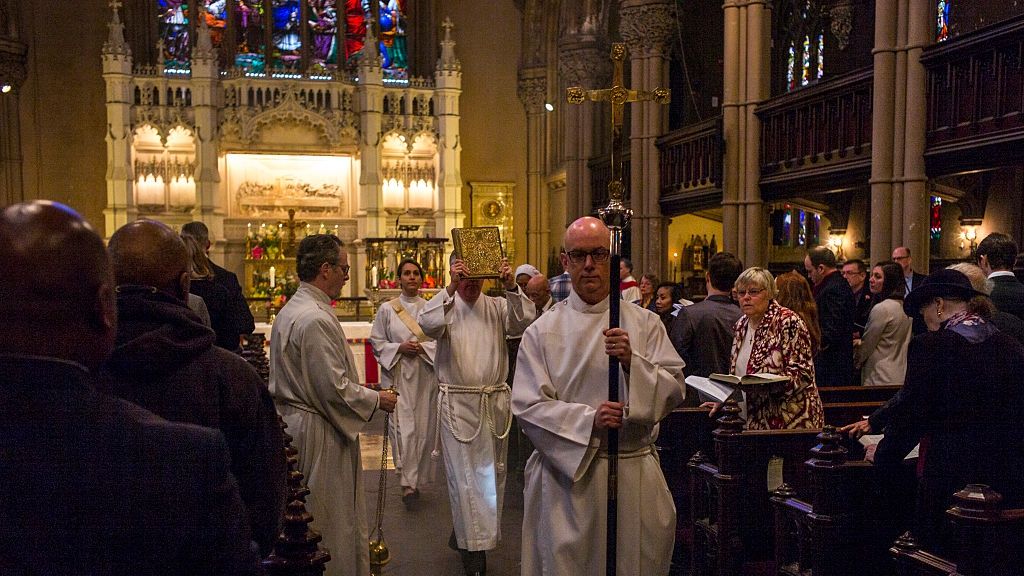 WHO prezentuje zalecenia m.in. dot. kościołów