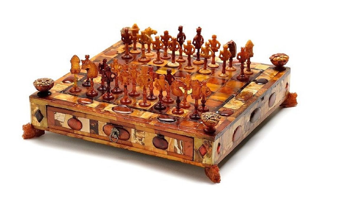 330-letnie bursztynowe szachy. Muzeum Gdańska kupiło je za ok. 2,4 mln złotych 1