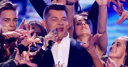 Zenek Martyniuk: Urodziłem się w sianokosy. Mam słabość do Armaniego