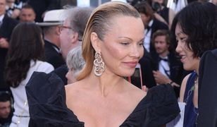 Elegancka Pamela Anderson w Cannes