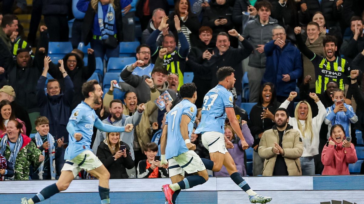 PAP/EPA / ADAM VAUGHAN / Na zdjęciu: piłkarze Manchesteru City