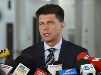 Szydło zdymisjonuje Jackiewicza? Petru: szef MSP powinien stracić stanowisko