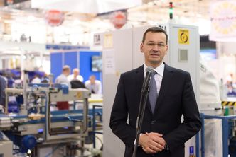Morawiecki: branża autobusów elektrycznych to wielka szansa dla Polski