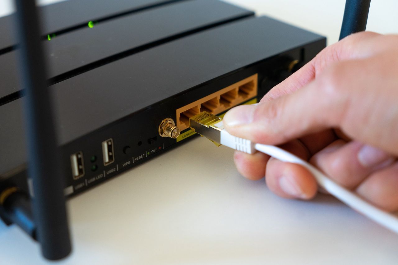 Is the WPS button on your router a security risk?