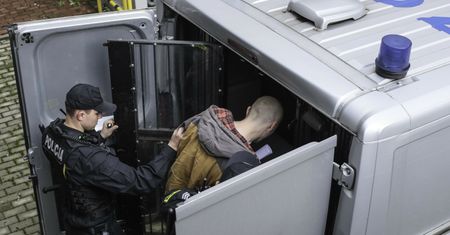 W amoku atakował ludzi nożem. Teraz wyszedł na wolność