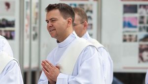 Co za historia! Były piłkarz Stali Mielec został księdzem. Odprawił pierwszą mszę