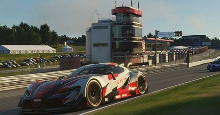 Niemal pół godziny jazdy z Gran Turismo Sport