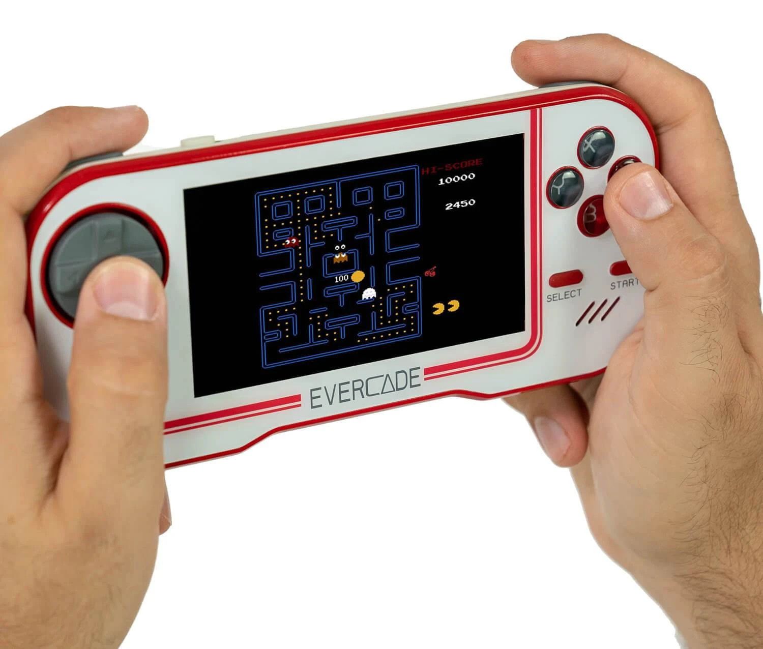 Evercade to nowa retrokonsola na kartridże. Premiera już w maju 1