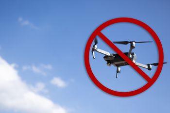 Nawet 24 tysiące złotych kary za drona. Warto uważać gdzie się lata