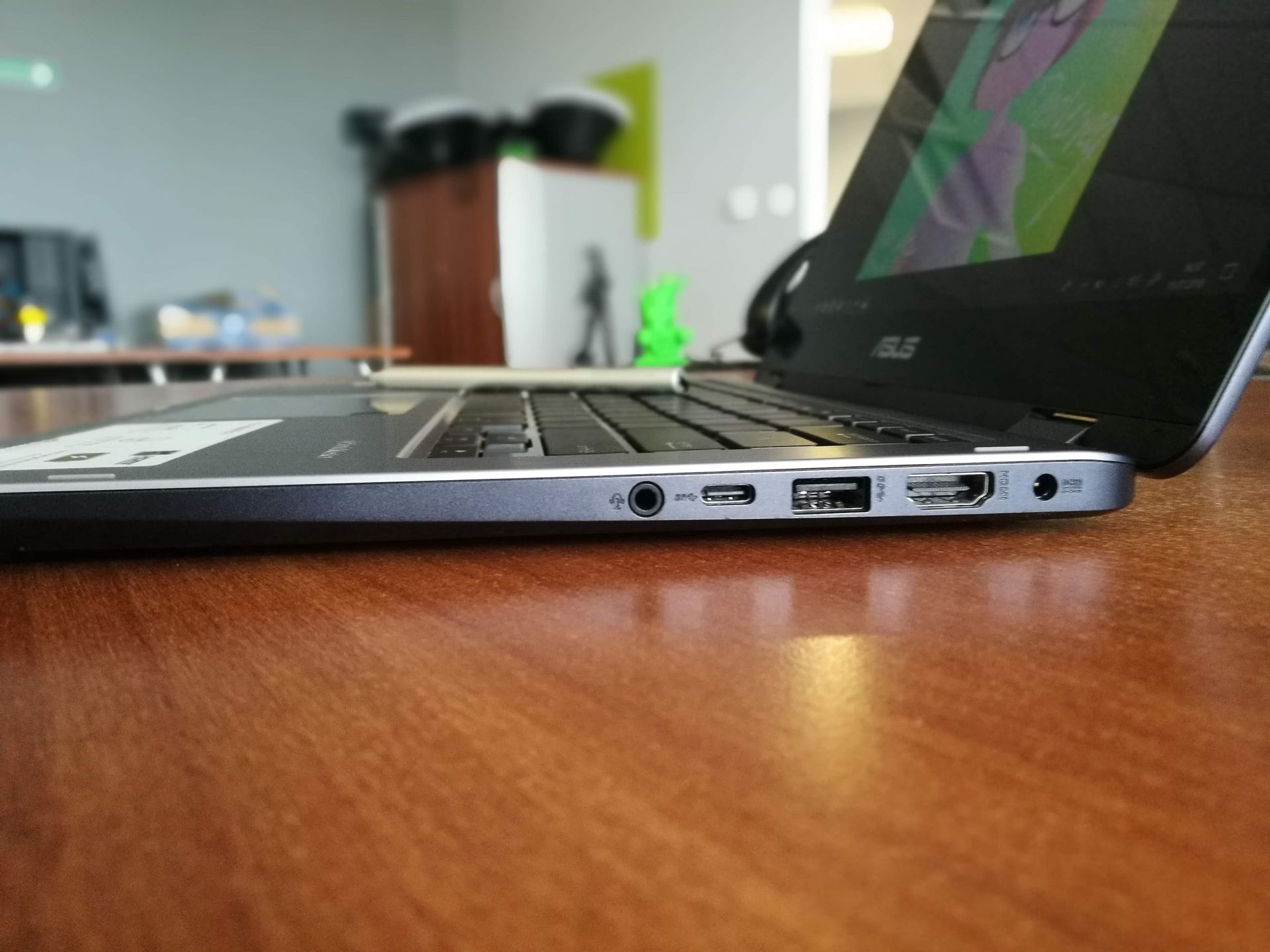 Asus VivoBook Flip 14, czyli hybrydowy laptop do pracy i dla kreatywnych 3