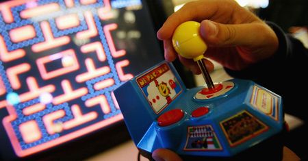 Sztuczna Inteligencja odtworzyła grę Pac-Man. Wystarczyło, że popatrzyła