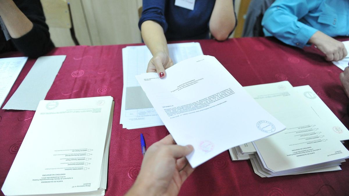 Praca w komisji przy wyborach samorządowych jest szczególnie wymagająca.