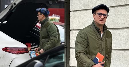 Mateusz Damięcki załatwia sprawy na mieście i wozi się Mercedesem za ponad 700 TYSIĘCY ZŁOTYCH