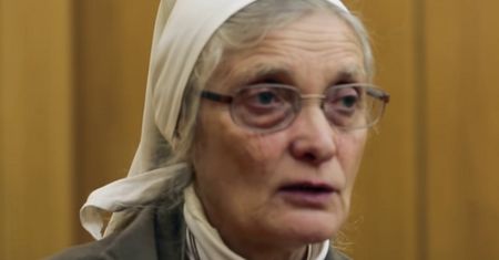 Otwarte kościoły. Słowa siostry Chmielewskiej zabolą niejednego księdza