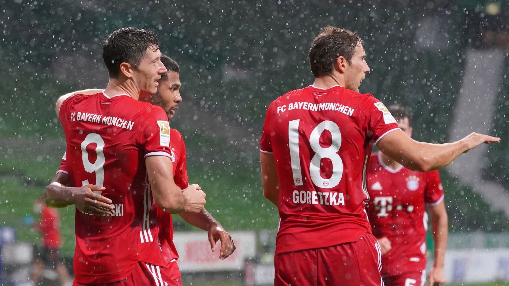 Getty Images / M. Donato / Na zdjęciu: piłkarze Bayernu Monachium (wśród nich Robert Lewandowski)