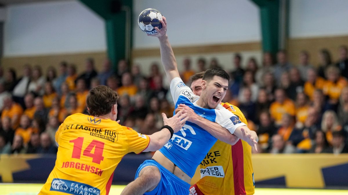 PAP/EPA / Frank Cilius  / Gergo Fazekas (Orlen Wisła Płock) w akcji