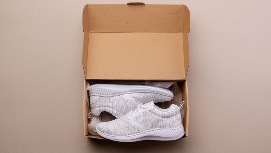 Buty sportowe męskie sprawdzą się także w domu.