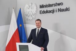 Przemysław Czarnek chwali się efektami diety. Znika w oczach