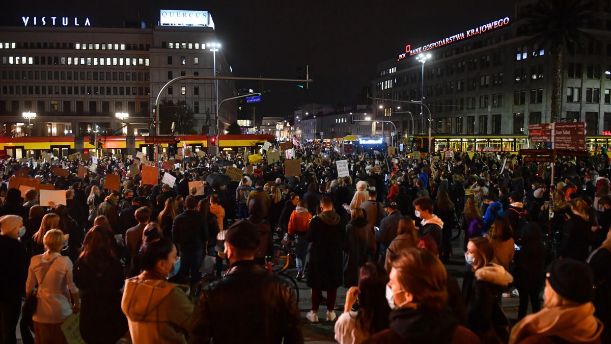 PAP / Radek Pietruszka / Protest w Warszawie