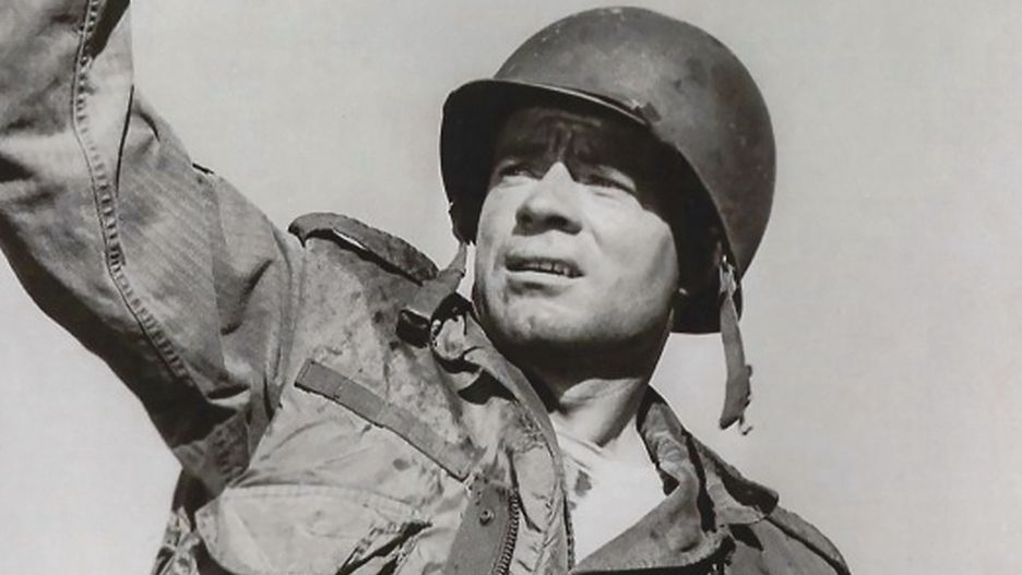 Jack Ging w filmie "Sniper's Ridge" 