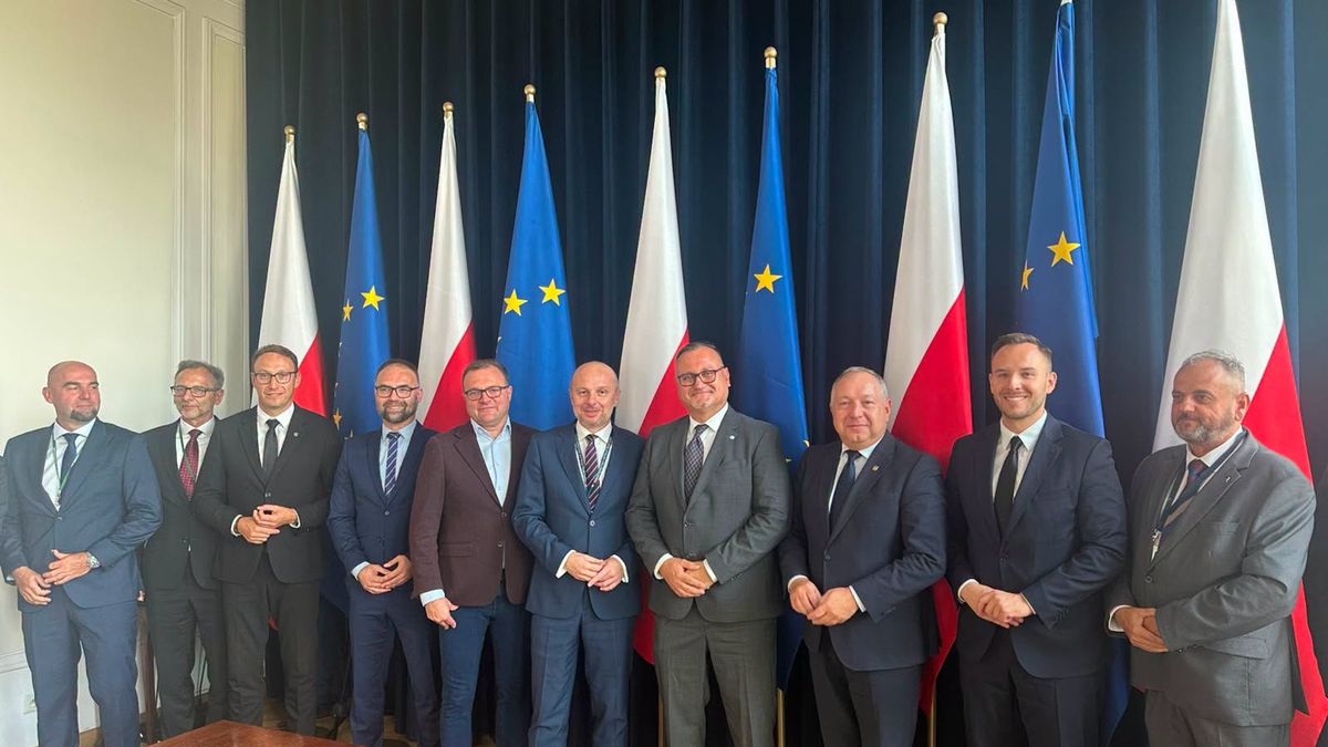 Korytarz Centralny może połączyć region z Warszawą i Rzeszowem