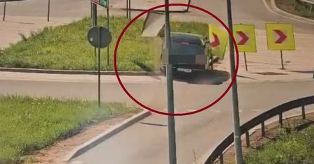 Kierowcy przejechali przez środek ronda na S5 pod Ostródą