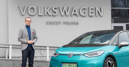 Co czeka Polskę, gdy zostaną tylko elektryki? Z prezesem VGP o autach używanych, miliardach do zgarnięcia i węglu
