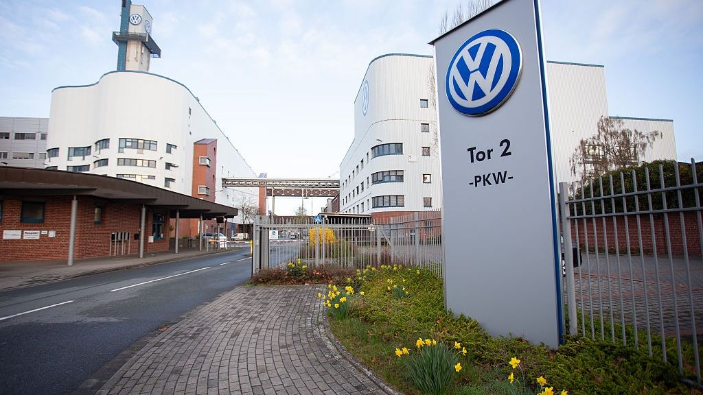 Chińczycy naciskają na Volkswagena. Gigant sprzedaje ważną spółkę