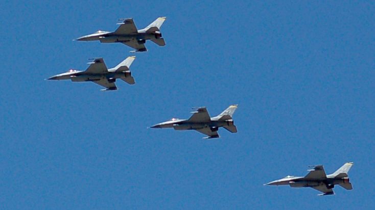 Zakup kolejnych F16 wydaje się najłatwiejszą opcją.