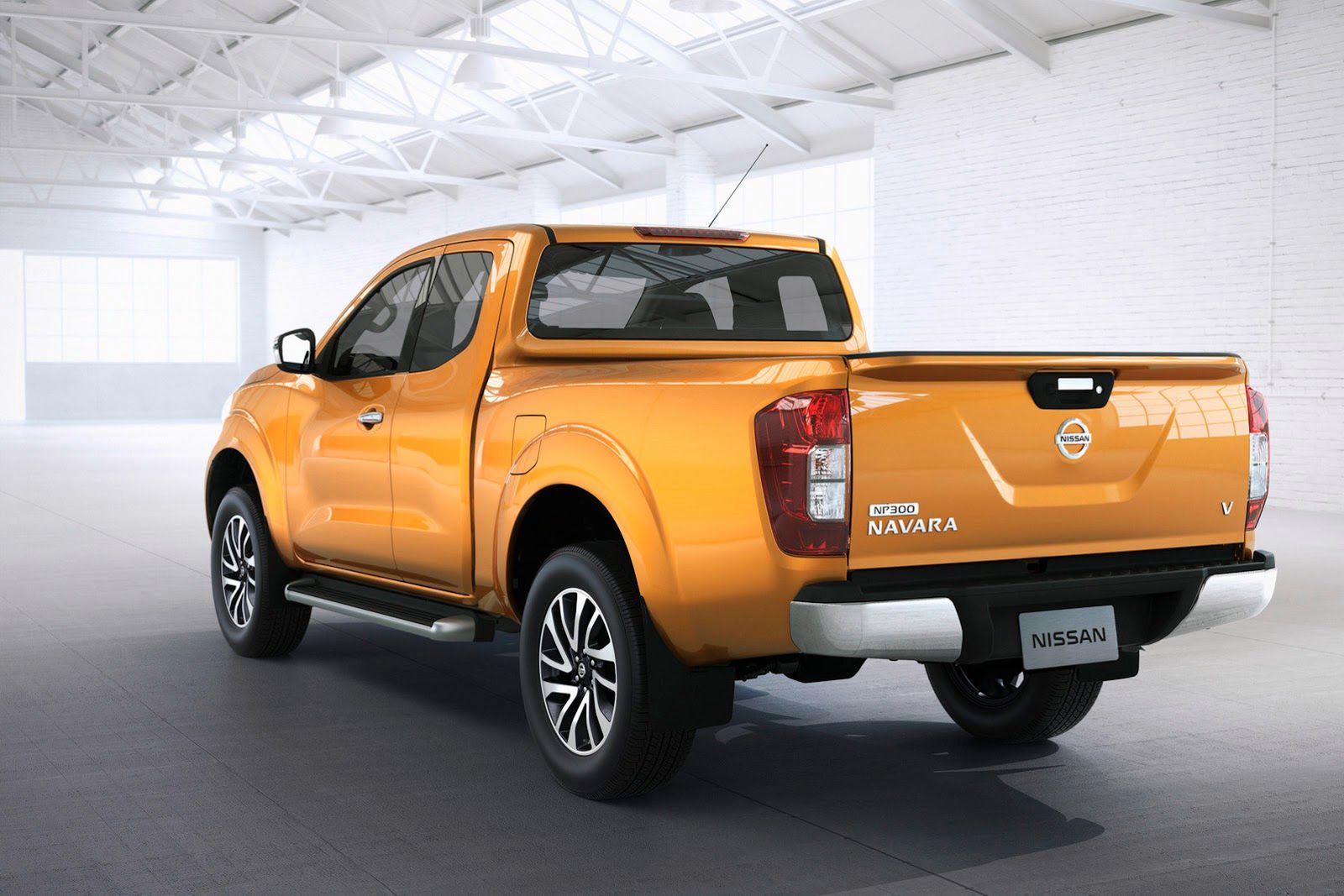 Nowy Nissan Navara - obszerna galeria producenta 20