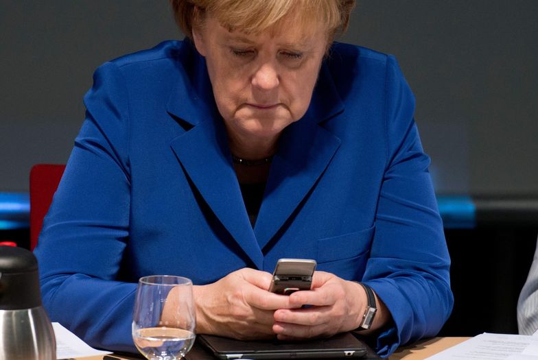 Handygate dzieli Niemców i naraża na szwank stosunki z USA