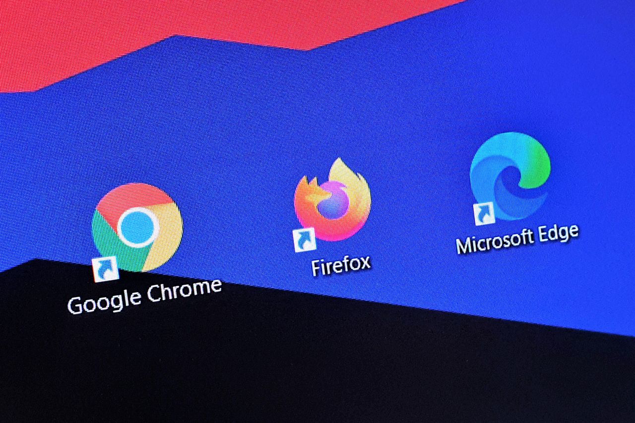 Chrome, Firefox czy Edge? Każda przeglądarka ma wady i zalety